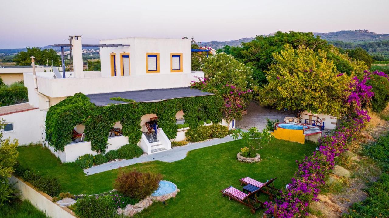 Villa Marqua Kalavárda Exterior foto
